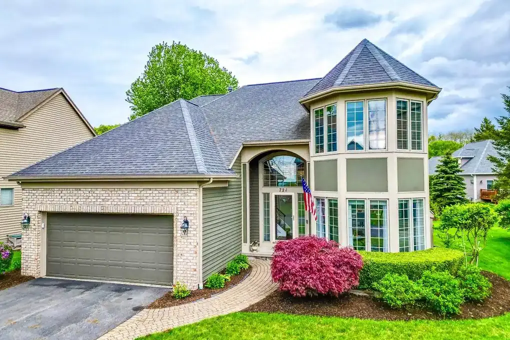 SPL patio home exterior view