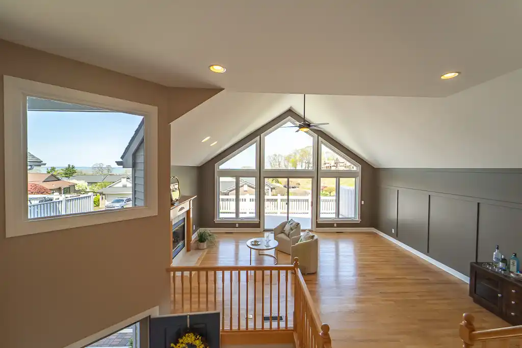 676 Midship - interior SPL townhouse kitchen